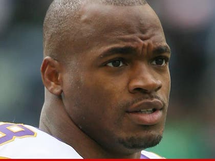 1011-adrian-peterson-01