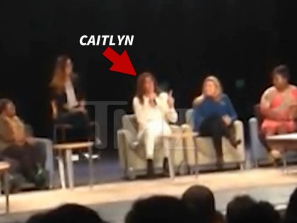 111715_caitlyn_jenner_primary