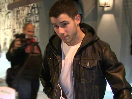 1108-nick-jonas-TMZ-01