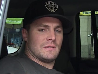 Stephen Amell
