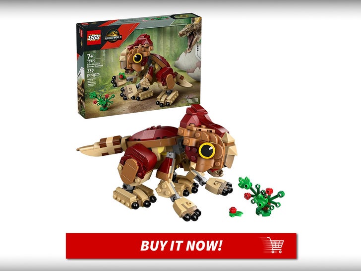Lego-Jurassic-World-Baby-Dinosaur-Dolores-Jurassic-World-Merch-MAIN