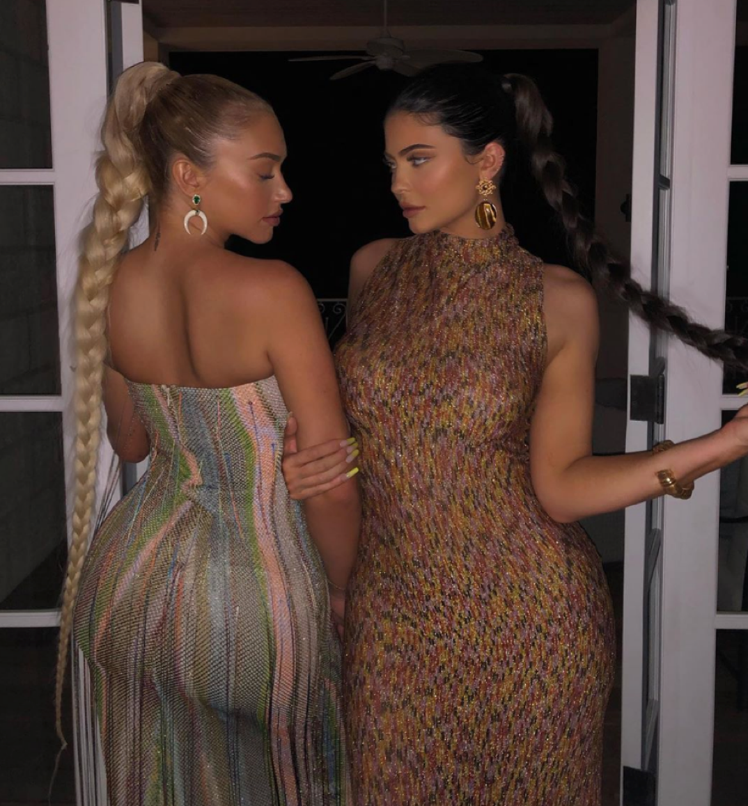 kylie-stassie-twinning-bffs-photos16