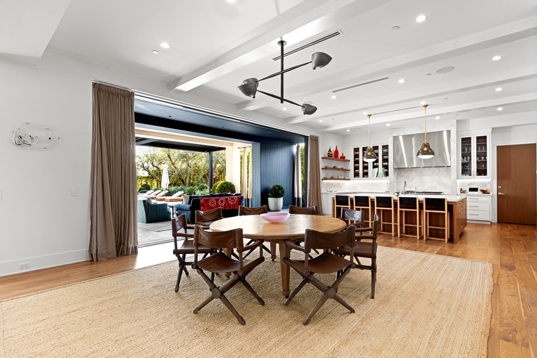 Lori Loughlin & Mossimo Home 20