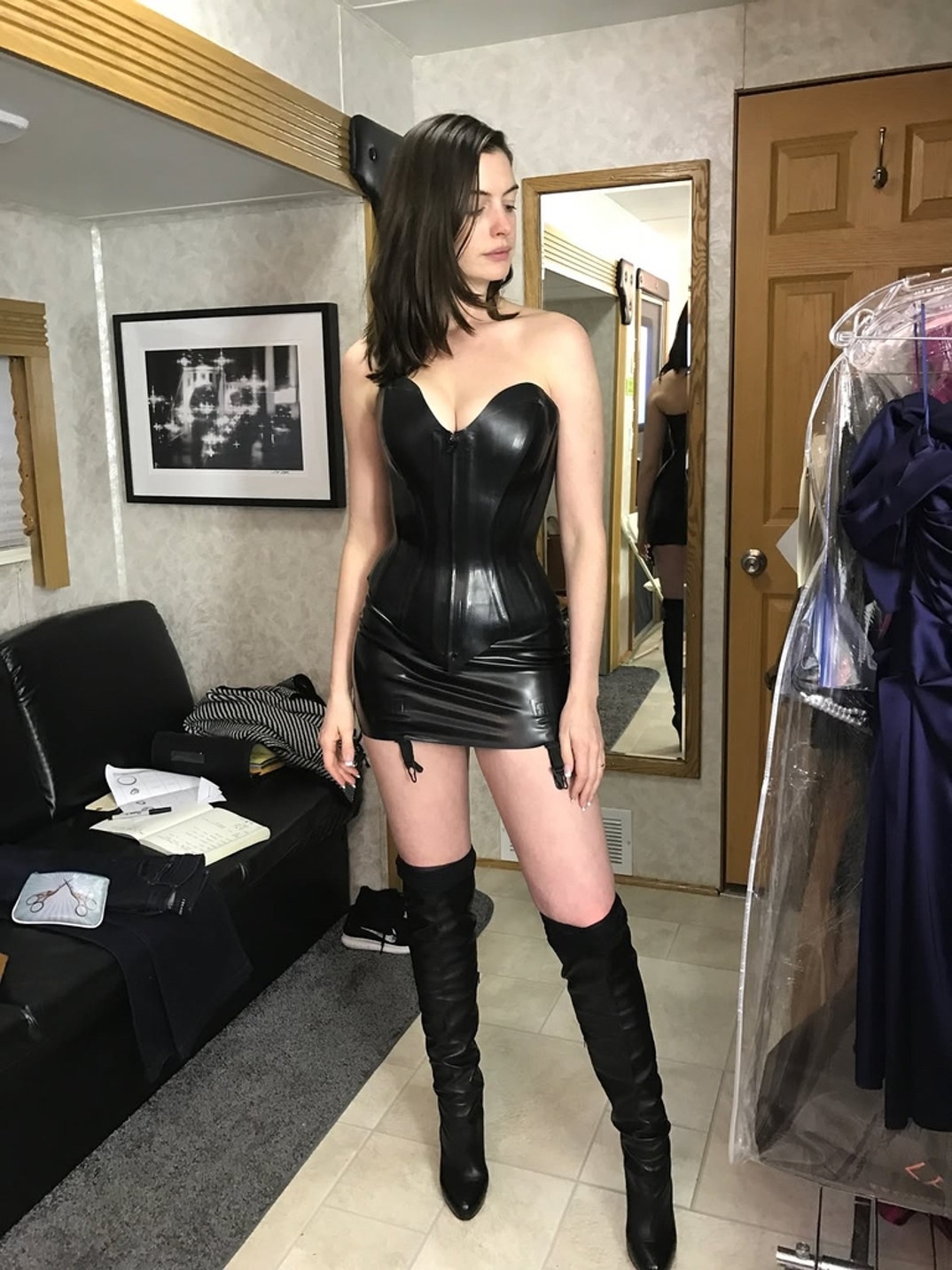 Anne Hathaway Hot Shots 3