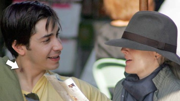 Justin Long and Drew Barrymore