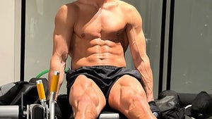 Celebrity Workout Bods -- Guess Whose Gym Selfie!