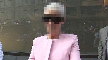 073025_guess_who_jamie_lee_curtis_kal