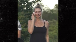brooke hogan cry backgrid