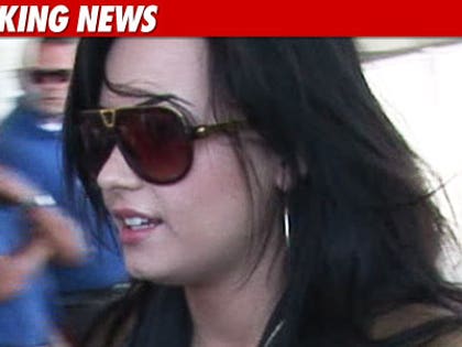 0419-demi-lovato-bn-tmz-01