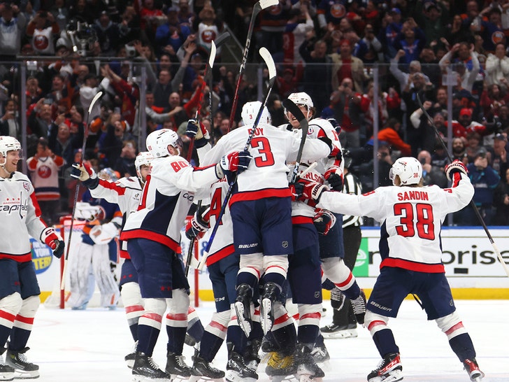 alex-ovechkin-passes-record-getty-1