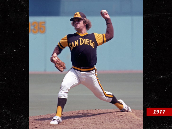 Randy-Jones-sub-getty-3