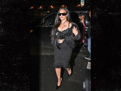 rihanna paris fashion week backgrid