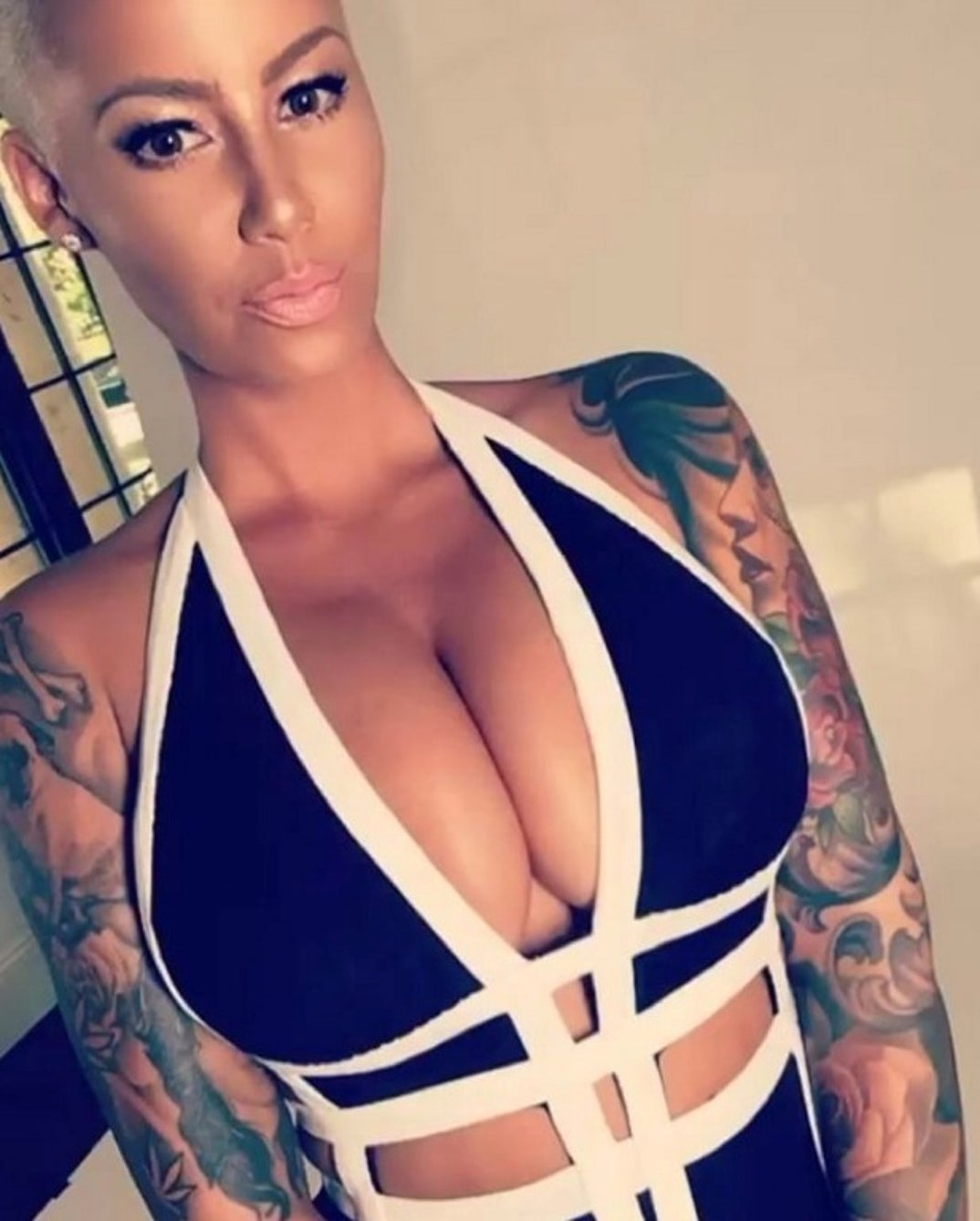 Amber Rose Hot Shots