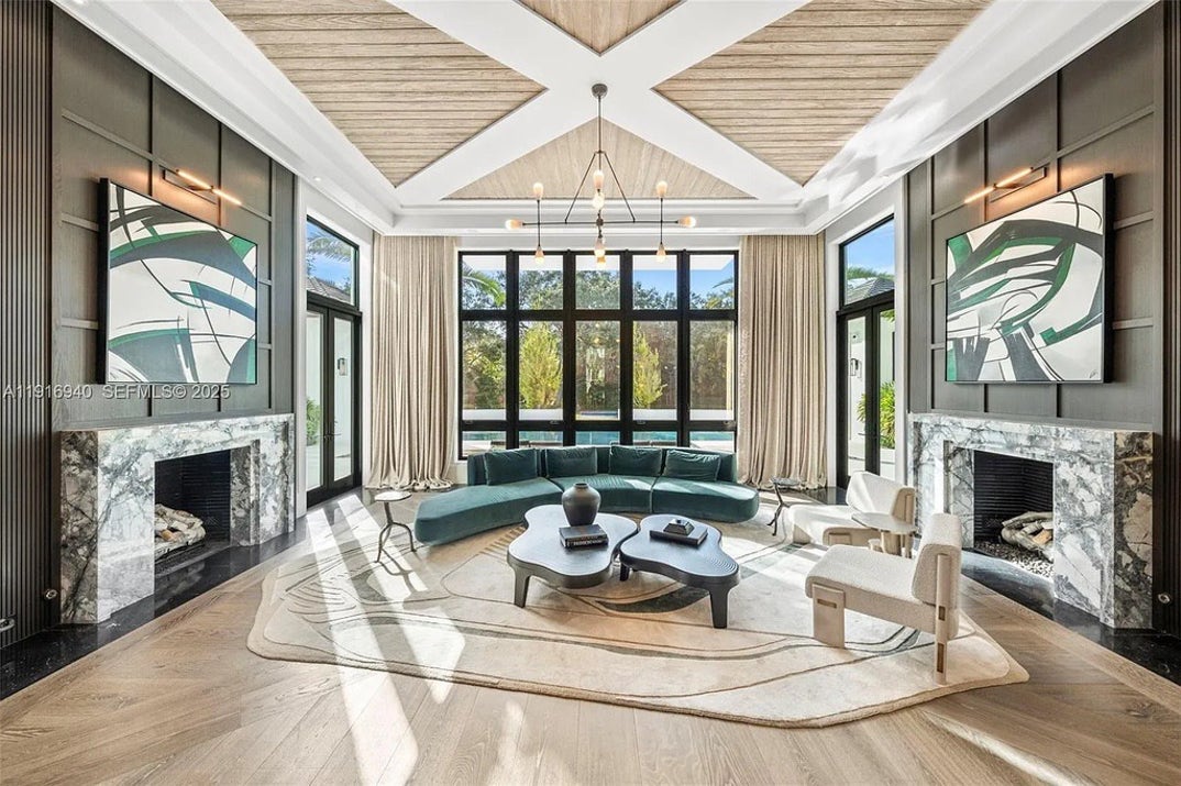 Cameron Diaz Potential Florida Home 25
