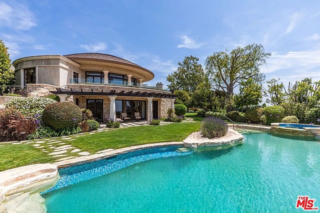 Quincy Jones Estate 10