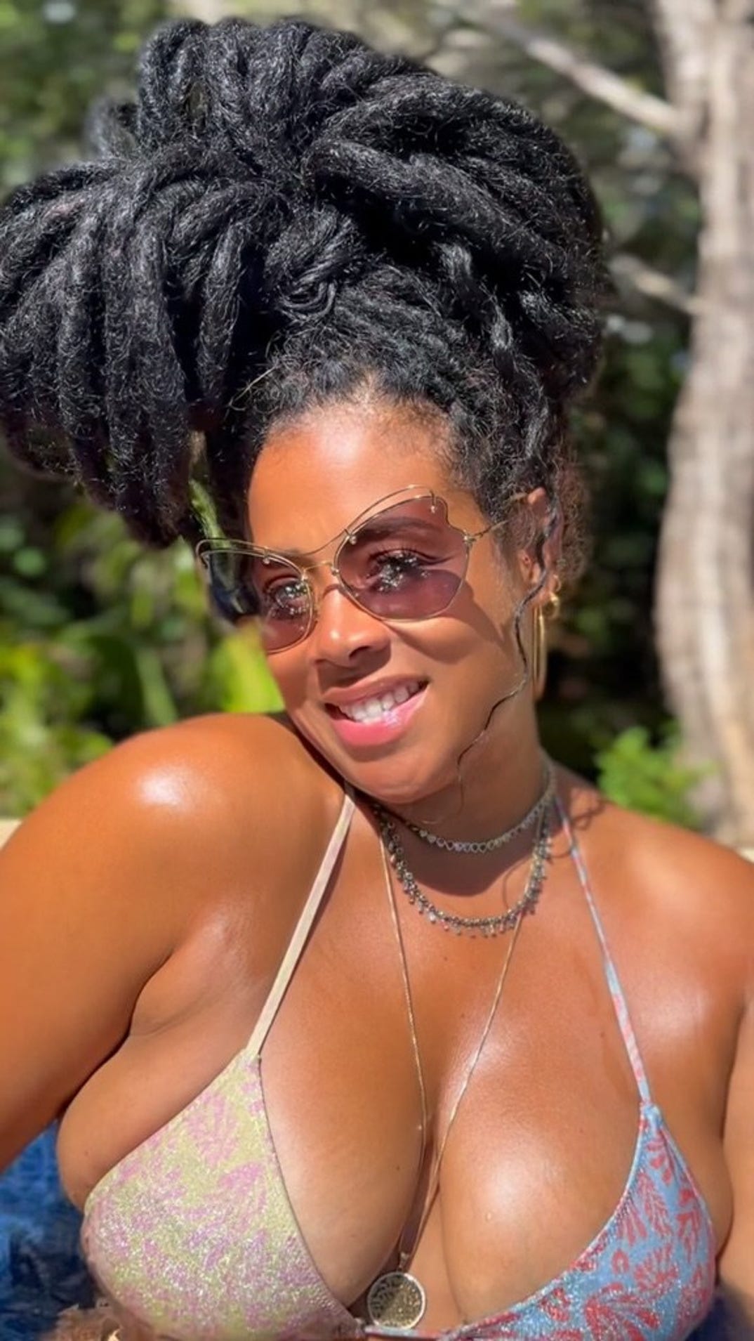 Kelis Hot Shots 1