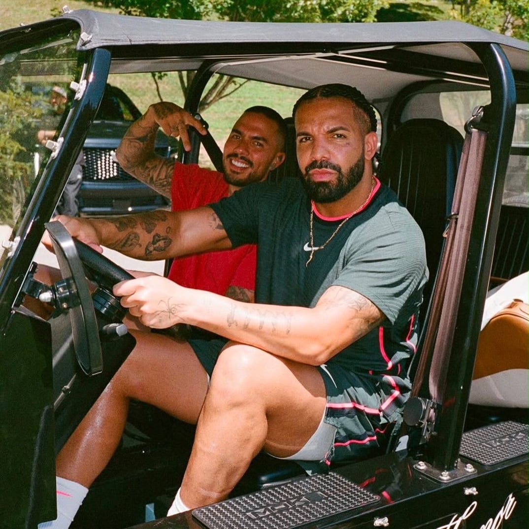 Drake Flexes Lavish Life 6