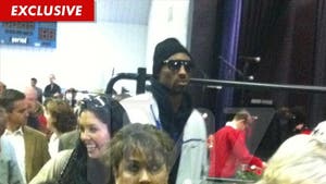 Kobe Bryant and Vanessa -- Attend School Function Together the Day Divorce News Breaks [PHOTO]