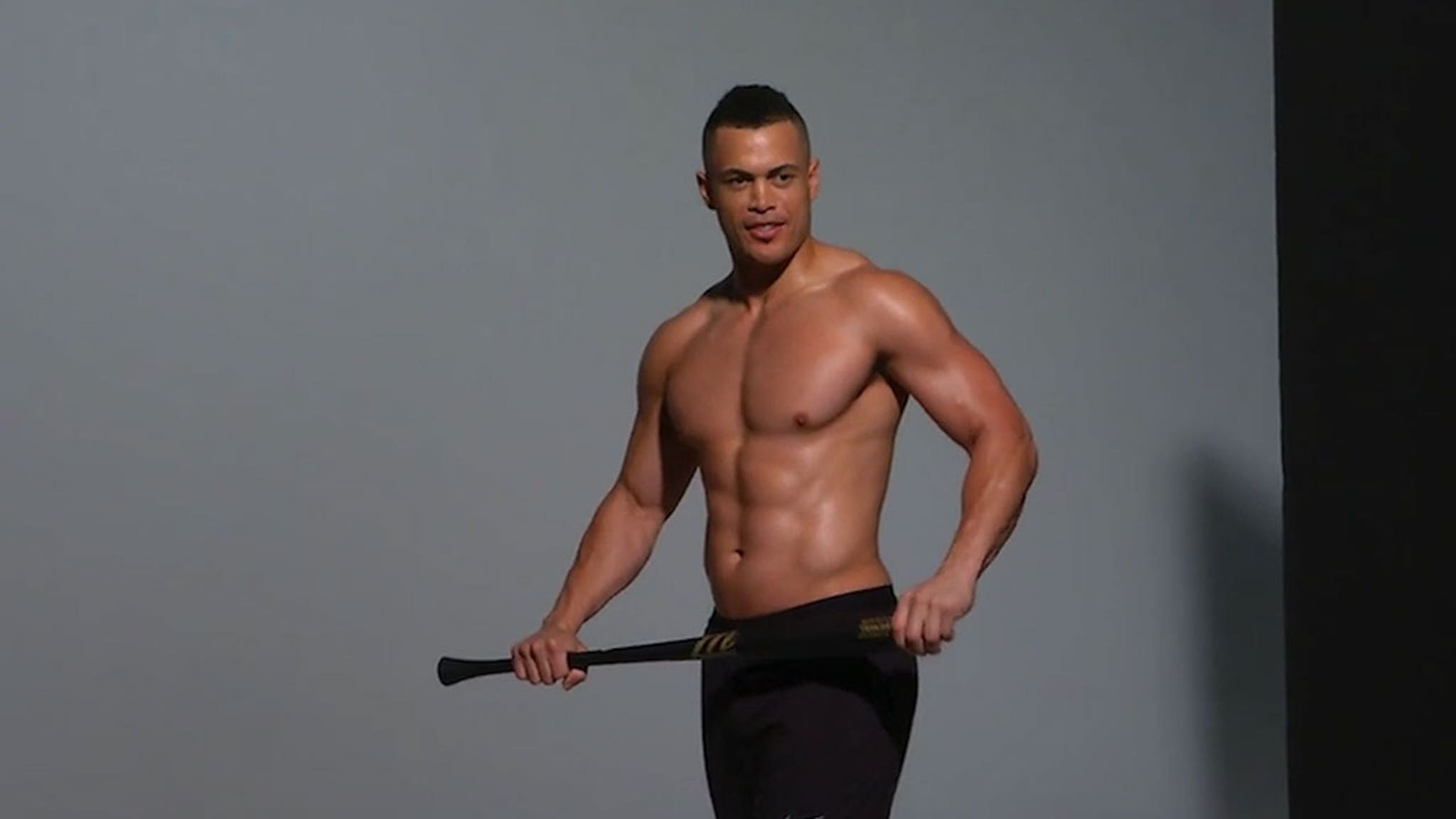 Here's NY Yankees slugger Giancarlo Stanton making you feel inferi...