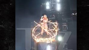 Taylor Swift Experiences Stage Malfunction During Philadelphia Concert