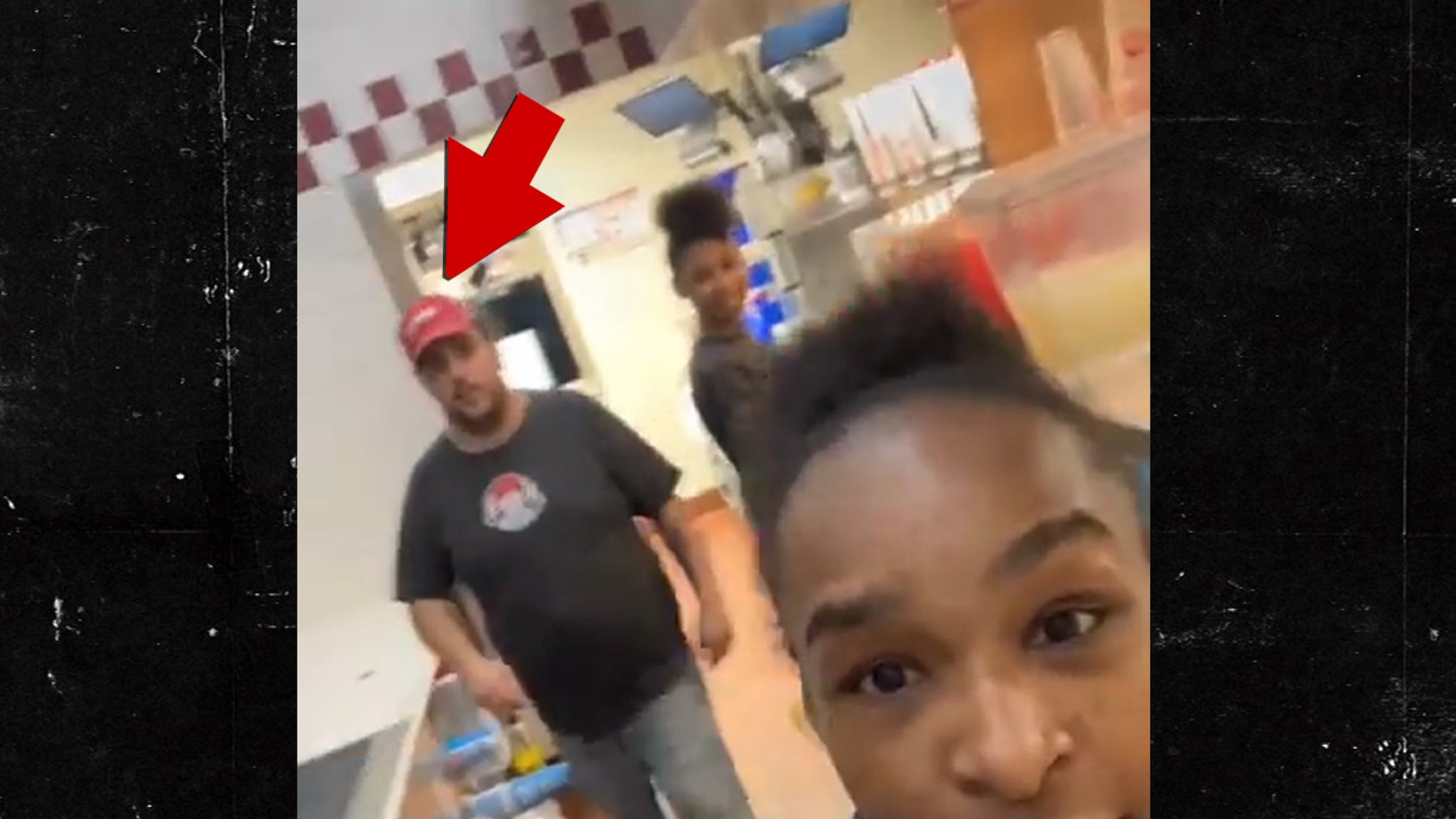 Wendy's Fires Manager Caught on Camera Calling Woman a 'Bitch'