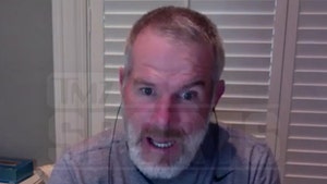 020325-brett-favre-award-concussions-primary-v2