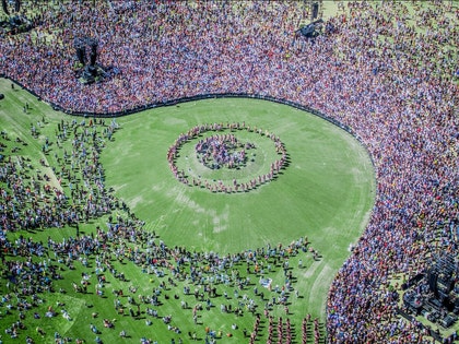 0422-kanye-west-coachella-arial-view-01