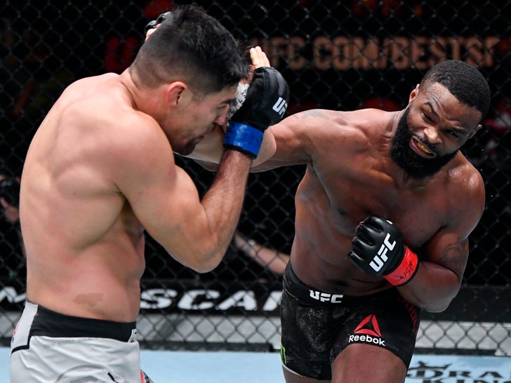 Tyron Woodley Fight Photos