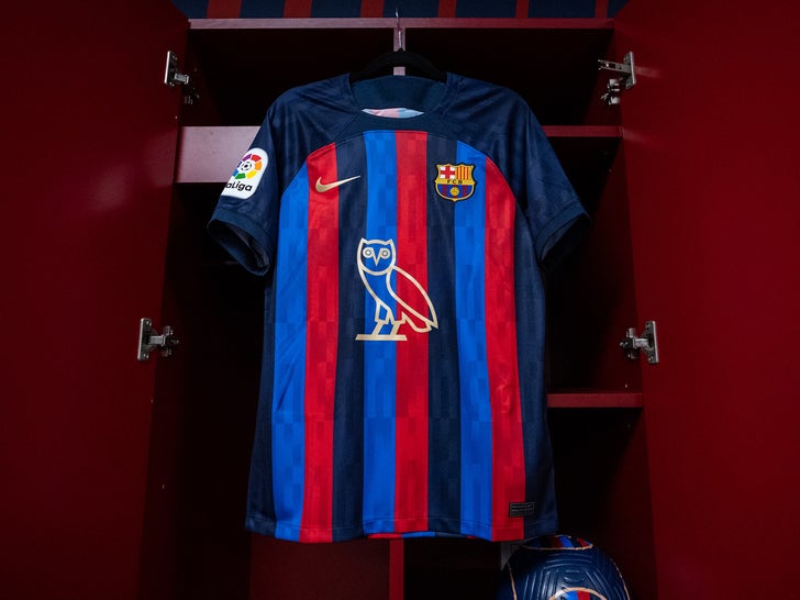Drake's Barcelona Soccer Kit