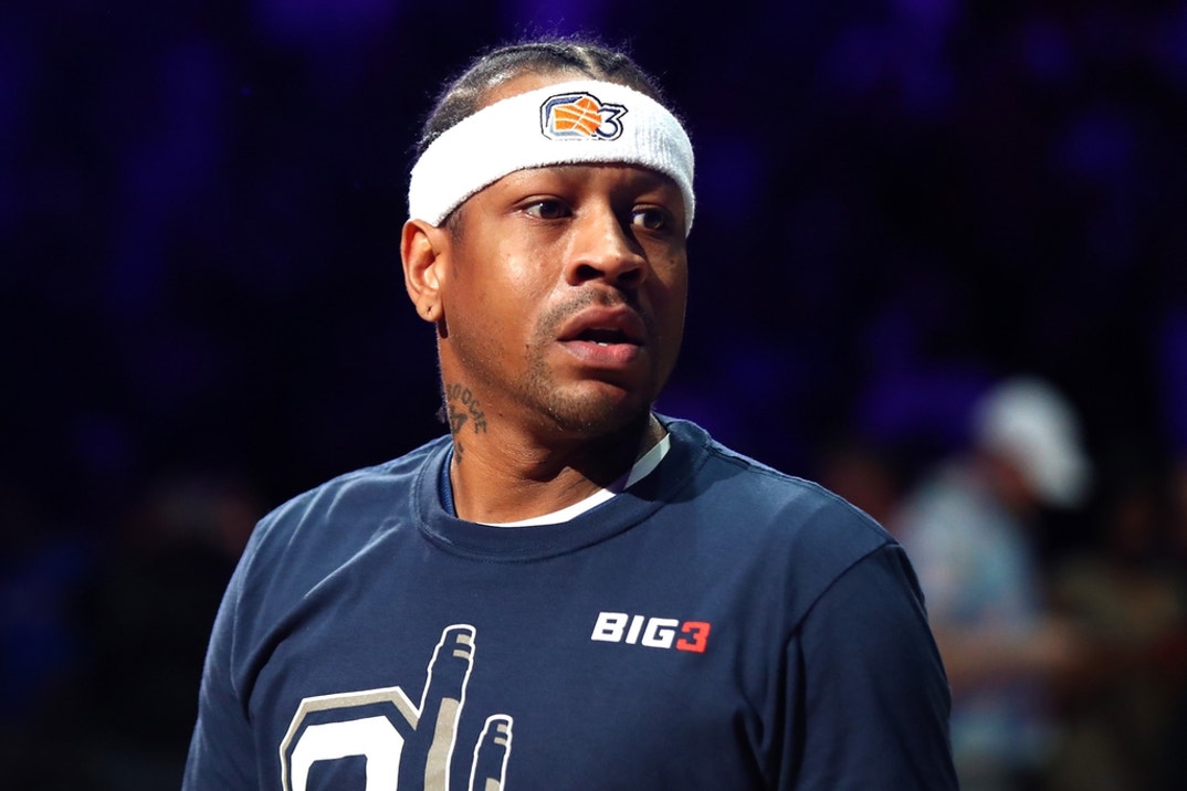 Allen Iverson On The Court 4