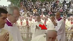 Pope Francis -- Takes a Spill ... Watch That Step! (VIDEO)