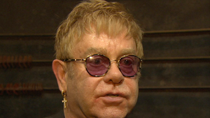Elton John Announces Farewell Tour