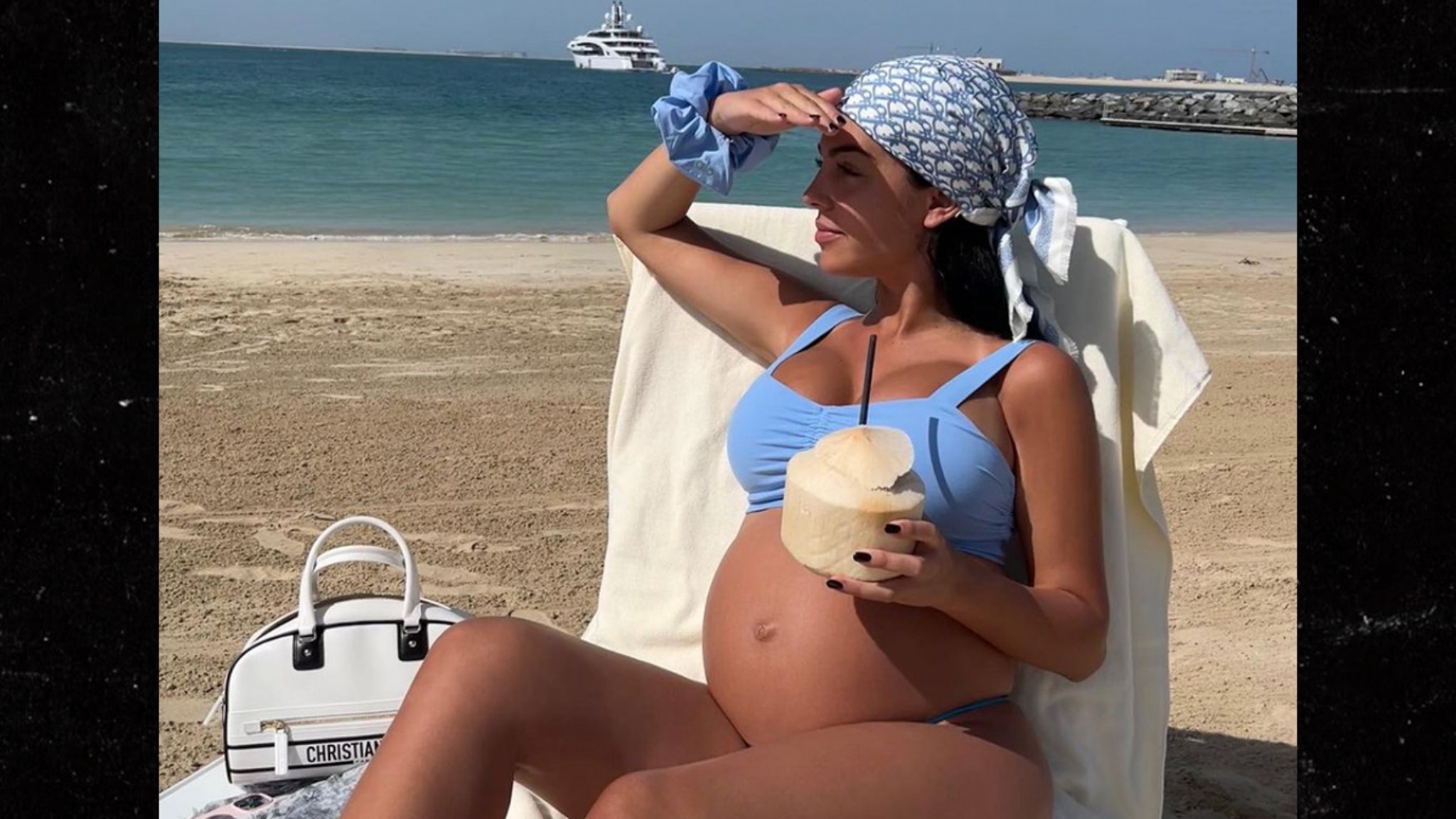Cristiano Ronaldo's girlfriend Georgina Rodriguez flaunts her incredible  bikini body and goes swimming on holiday