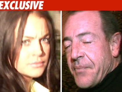 0425_michael_lindsay_lohan_EX3