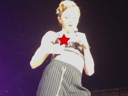 0610_madonna_nipple