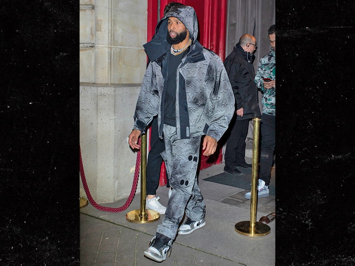 Odell Beckham Decked Out In $7,000 Louis Vuitton Fit At Paris Fashion Week