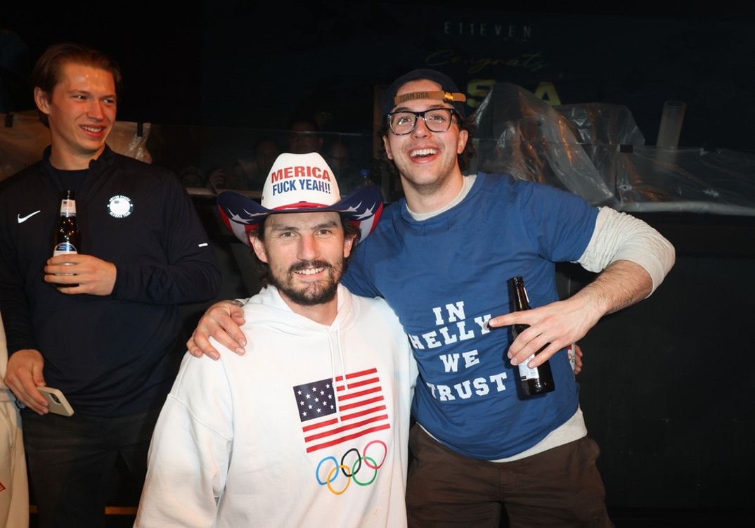 US Hockey Team Celebrate Gold 19