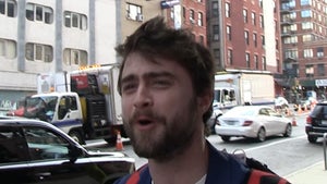 Daniel Radcliffe -- Tom Brady Is Fantasy Poison ... At Least in the 1st Round! (VIDEO)