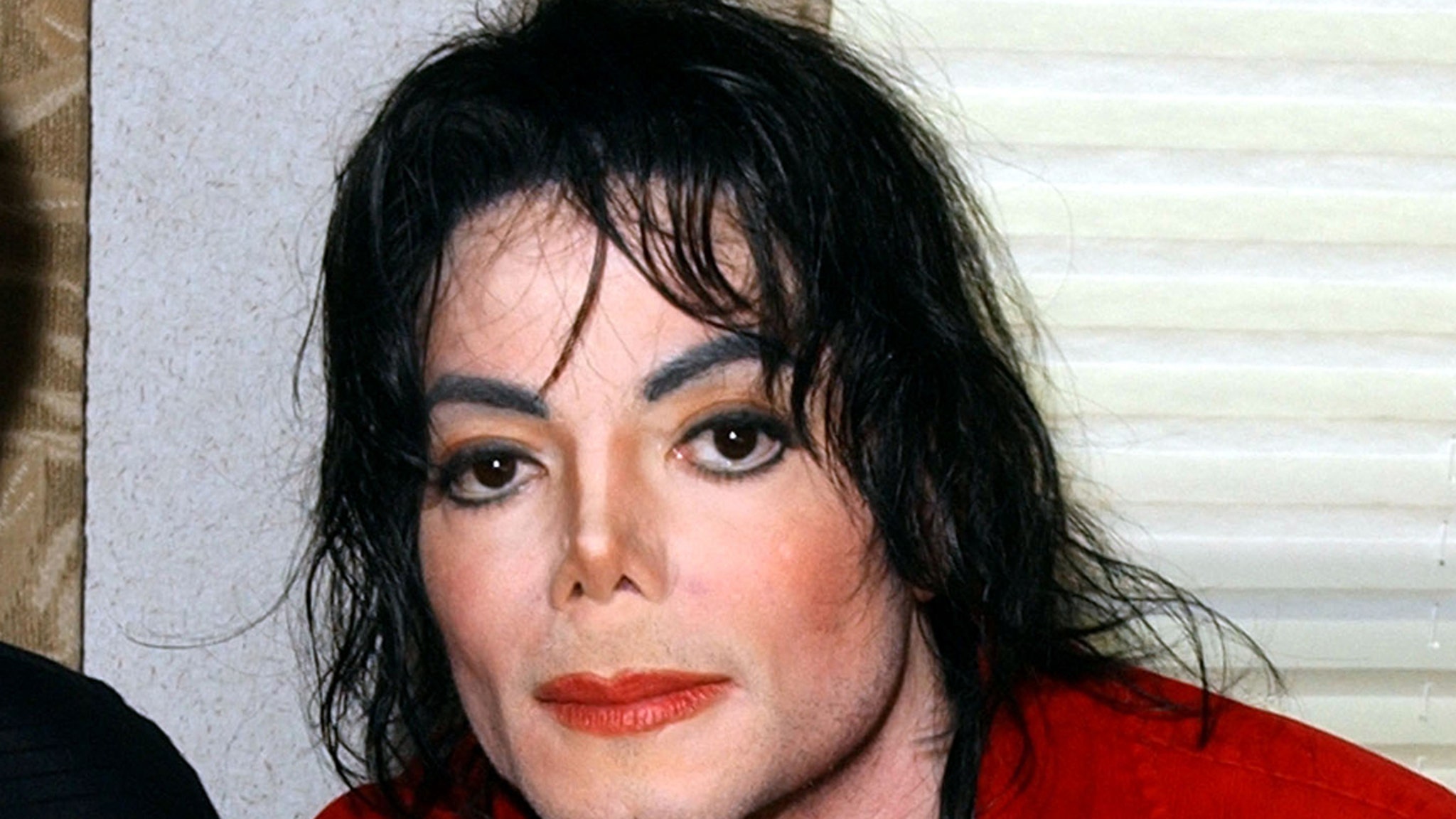 Michael Jackson Estate Seeks To Recover $1 Million In