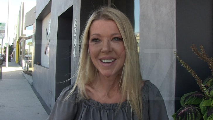 101323_tara_reid_kal