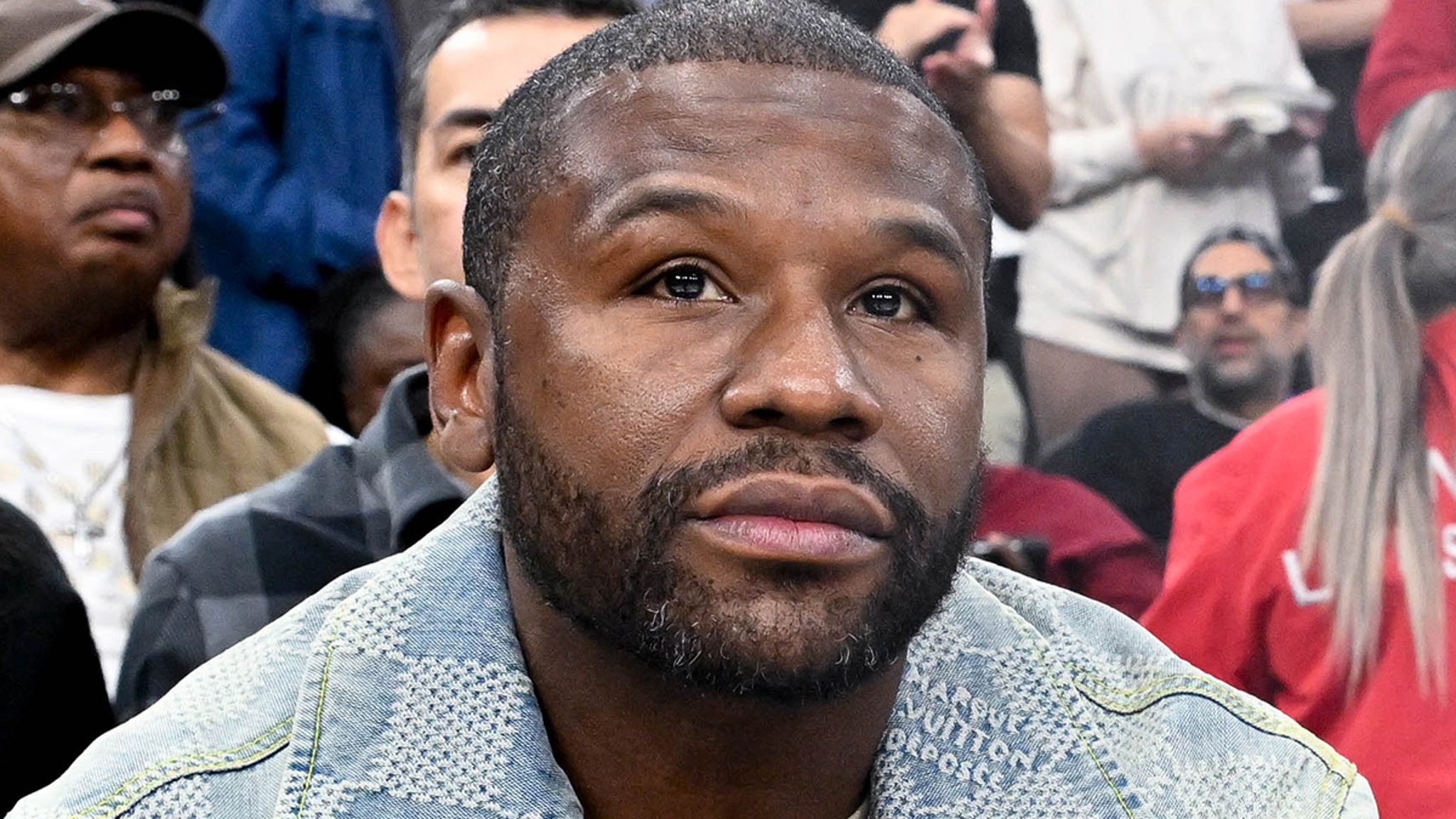 Floyd Mayweather Accused of Writing Bad Check To Buy $200K Watch, Facing Two Felonies