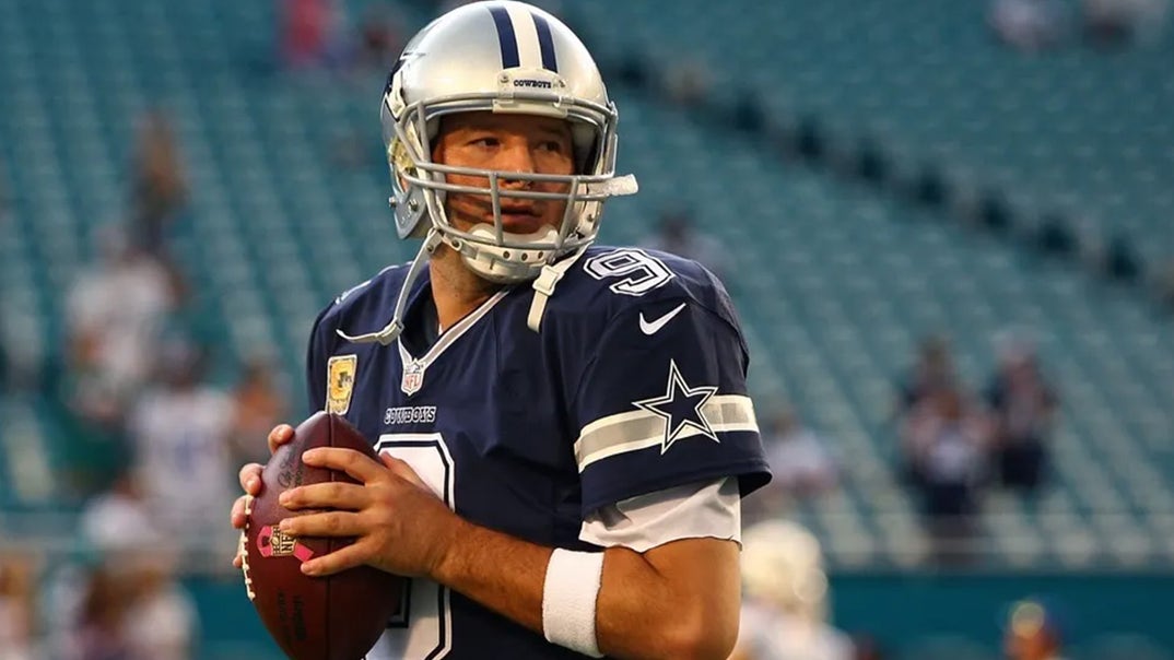 0724-Tony-Romo-On-The-Field-PRIMARY