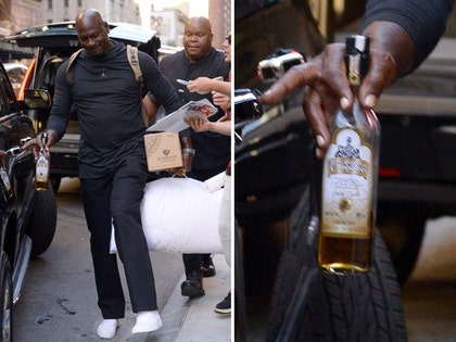 0614_michael-jordan_bottle-shoes-splash