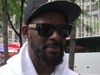 0427-r-kelly-tmz-01