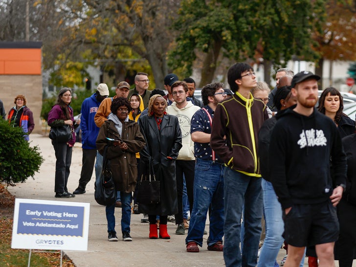 Early Voters Show Up to Polls for 2024 Presidential Election