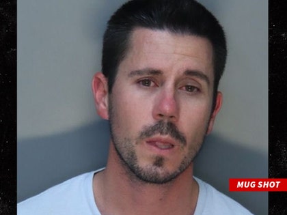 Secret service officer arrested for public masturbation mug