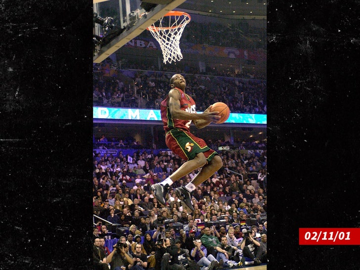 desmond mason 2001 NBA All Star Game Slam Dunk contest getty