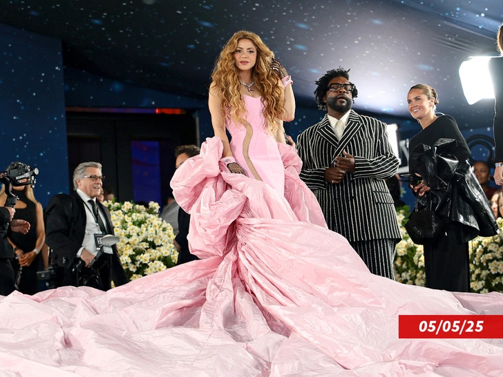 sub-Shakira-getty-2