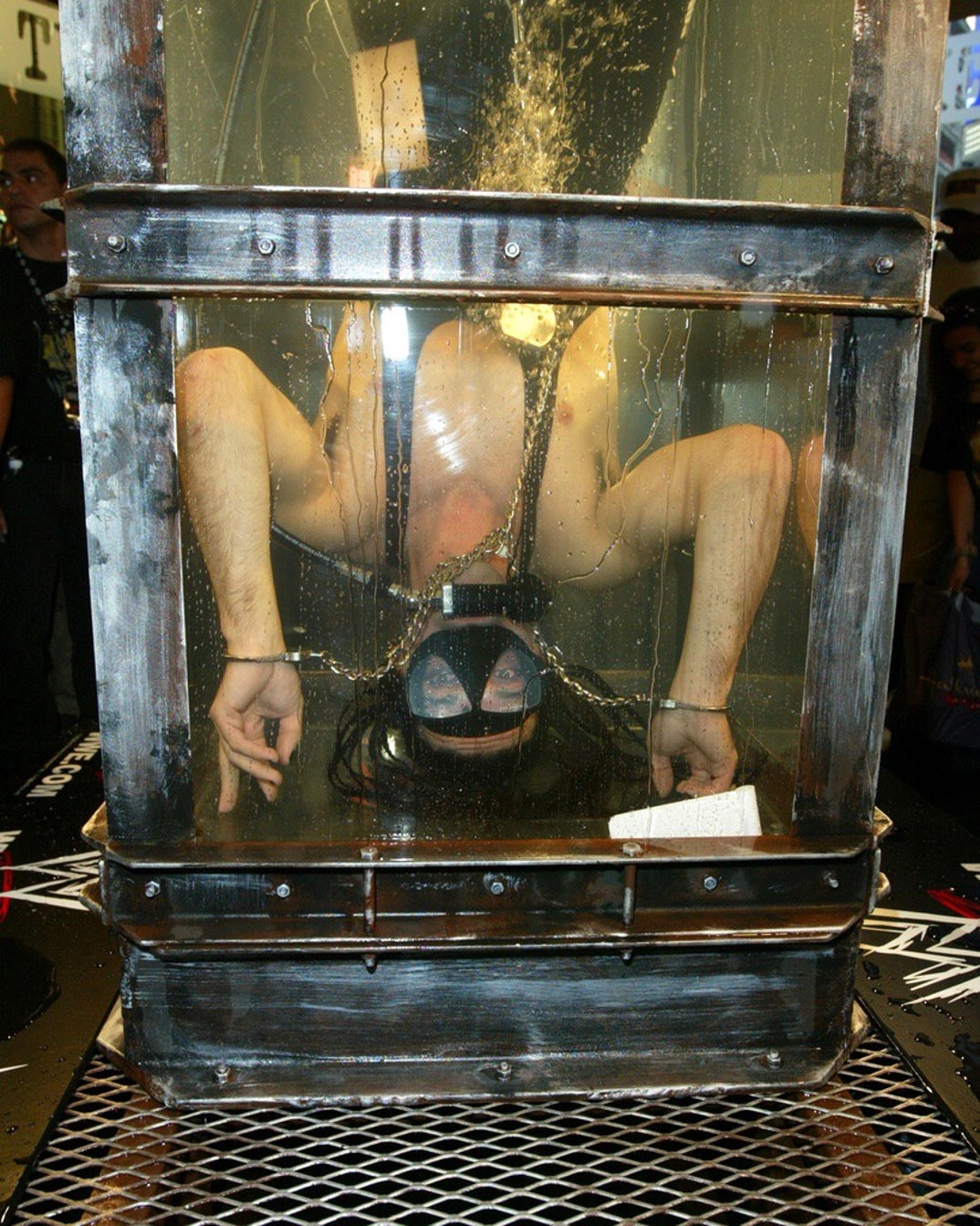 Criss Angel Performance photos 7