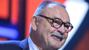 Dick Butkus' Family Thanks Fans For Support After NFL Legend's Death